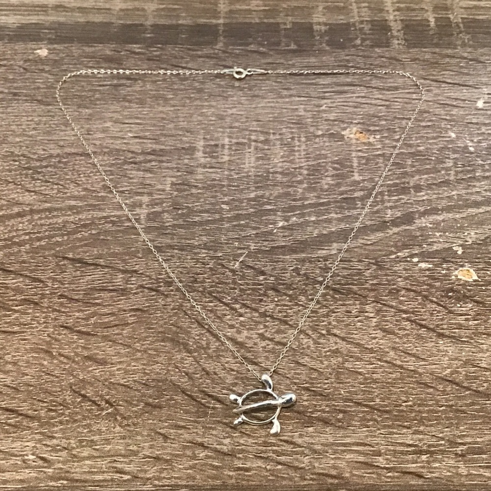 Sterling Silver Turtle Pendant Necklace 16 1/2" Long